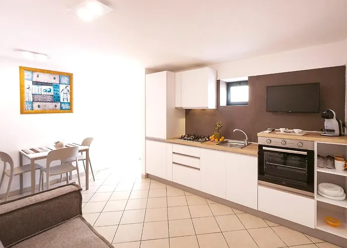 Magico Apartments - 450M Dalla Spiaggia